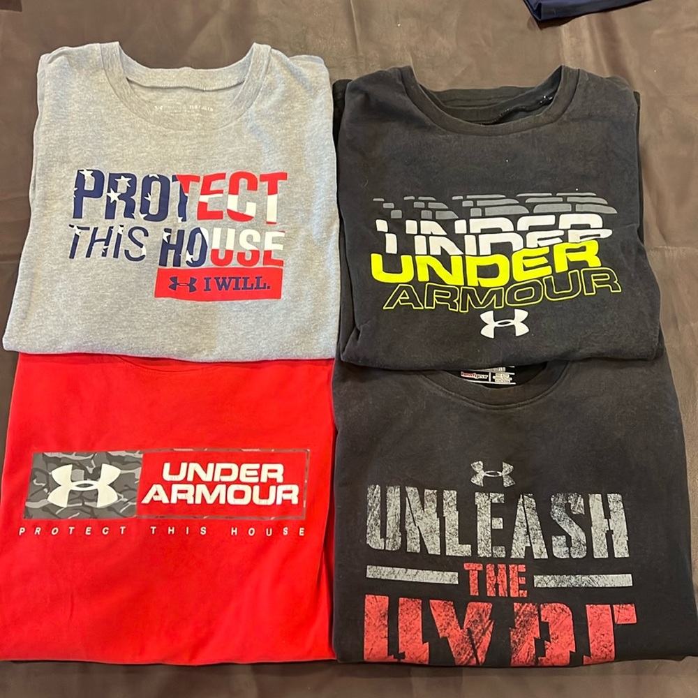 4 boys under armour tshirts size large